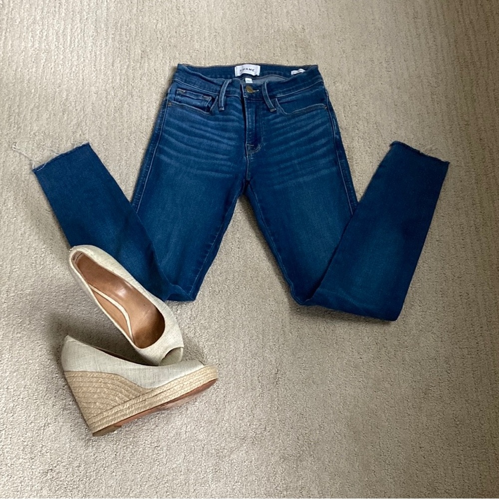 FRAME Denim Le Skinny De Jeanne Size 25 EUC
